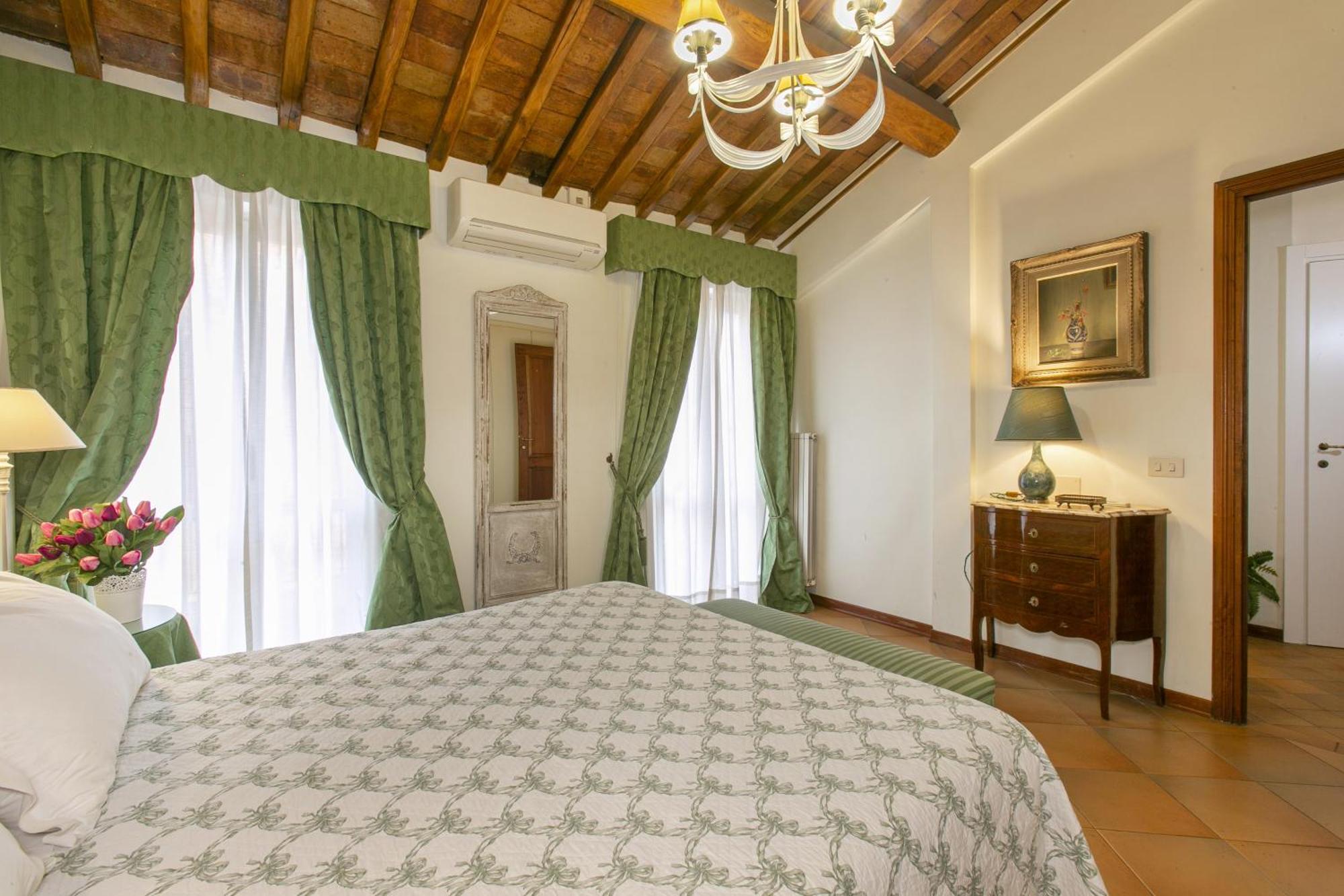 Appartement Rasella 47 *